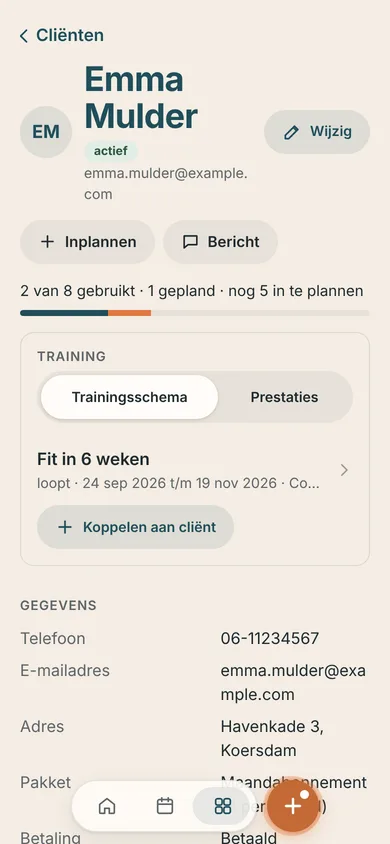 De pagina van een cliënt bij Fit met Fenna, met het tegoed: 2 van 8 gebruikt, 1 gepland, nog 5 in te plannen.